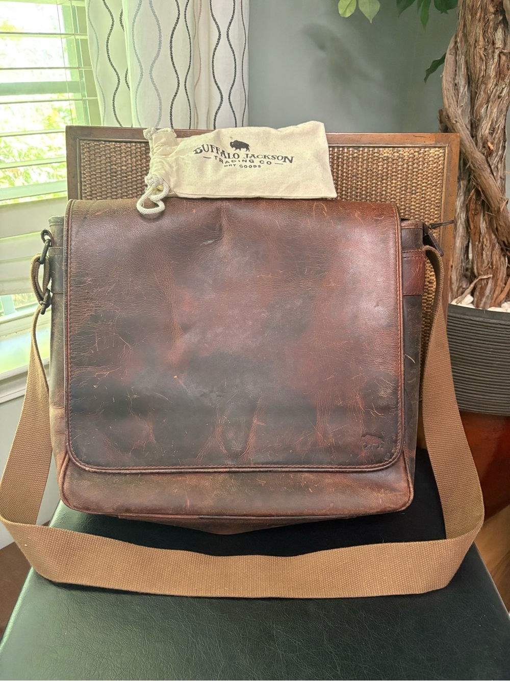 Brown Leather Messenger Bag - Classic Men's Leather Messenger